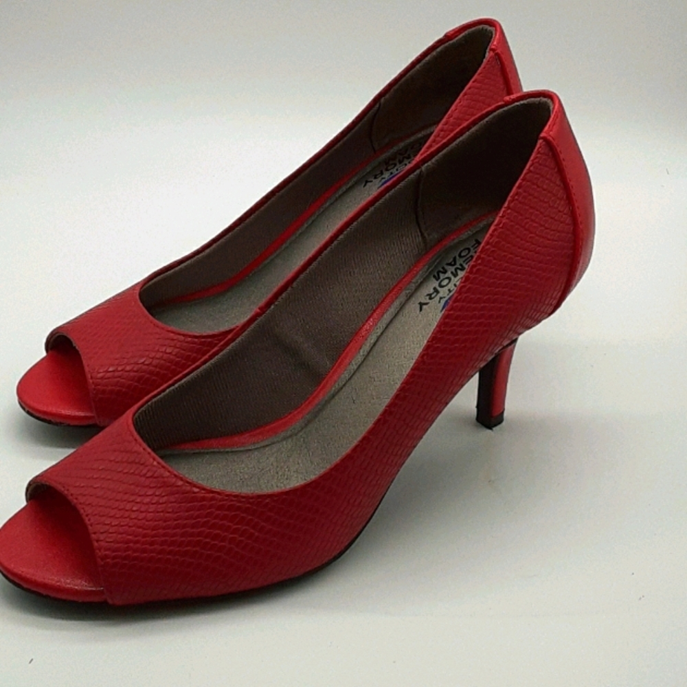 Life Stride Memory Foam Comfort Womens Size 6 Open Toe Pumps Shoes Textured Red